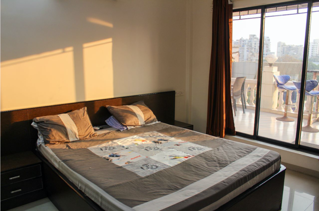 2 BHK Fully Furnished in Sadanand Classic , Khar West